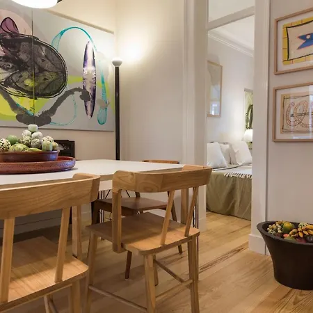 Lovelystay - Sunny Designer With River Views Lizbona