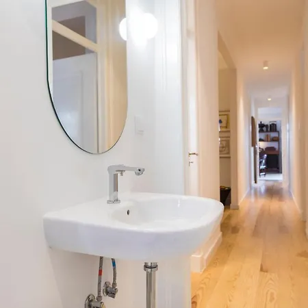 Apartament Lovelystay - Sunny Designer With River Views Lizbona
